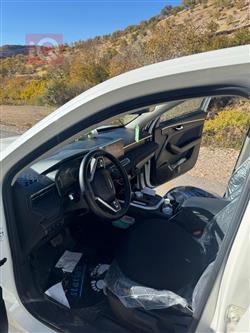 هەڤاڵ جۆلیۆن